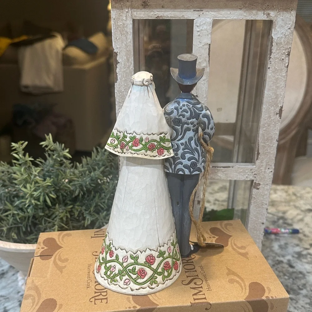 Jim Shore Wedding Couple Cake Topper